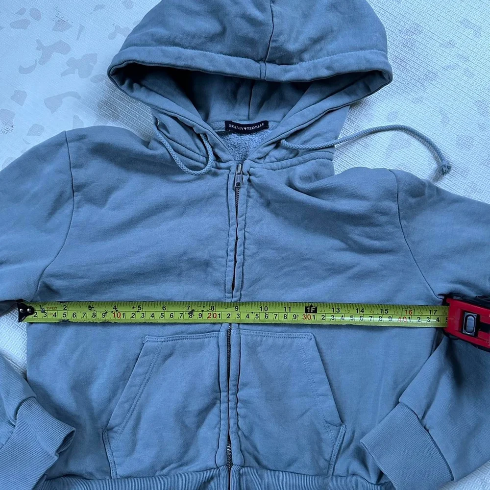 Brandy Melville Cropped Zip Hoodie - Blueish Gray - Picture 7 of 8